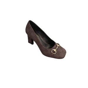 GUCCI Women's Signora pump