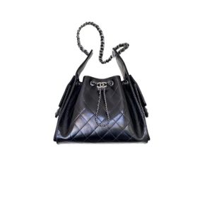 CHANEL 25 Small Handbag(high-end grade)