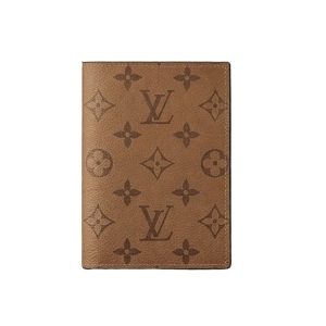 Louis Vuitton Passport Cover Monogram Reverse 14Cm M26571