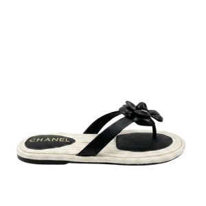 Chanel Thong With Camellia Black